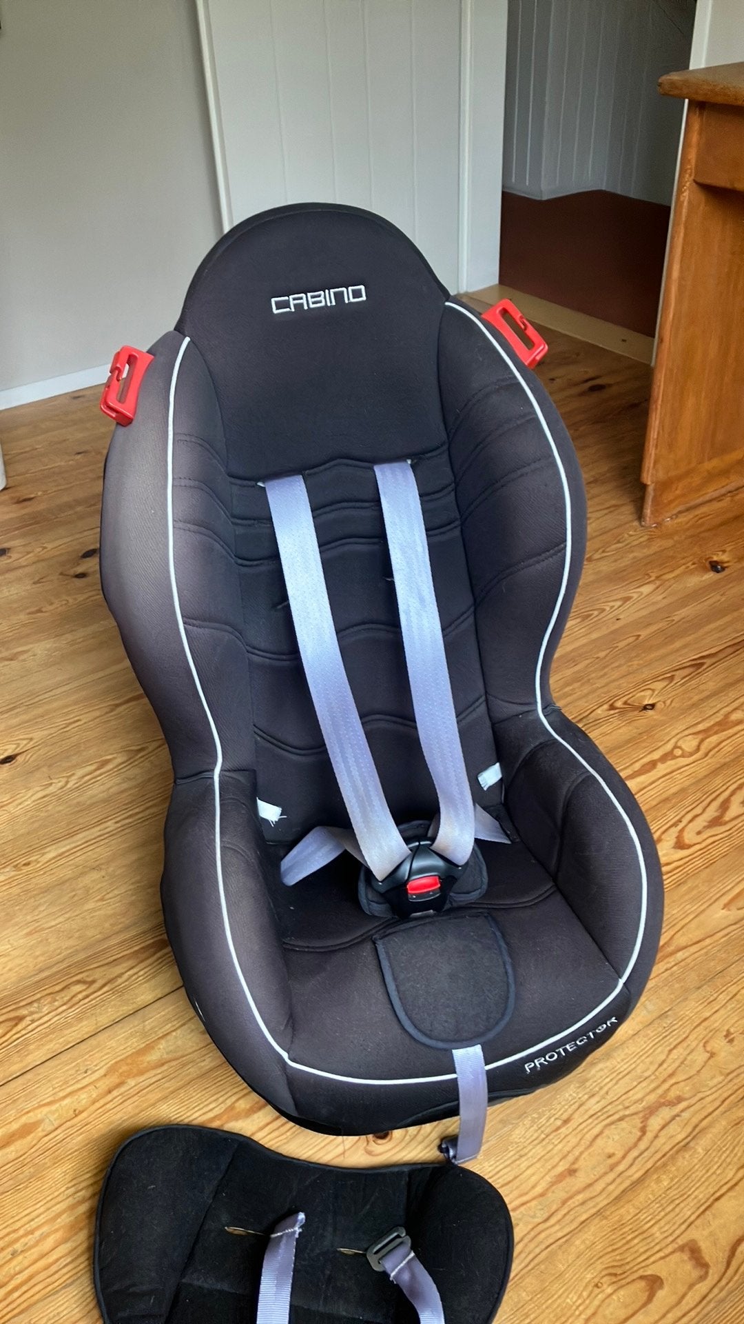 Autostoeltje Cabino, Kinderen en Baby's, Overige merken, 9 t/m 18 kg, Verstelbare rugleuning, Ophalen of Verzenden