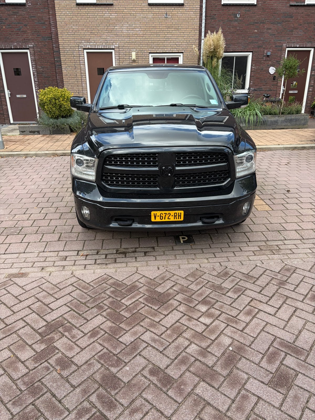 Dodge RAM LARAMIE 2018, Automaat, 389 pk, Zwart, 5654 cc