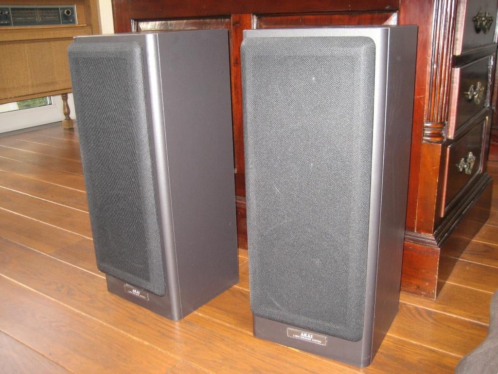 Akai 3way luidsprekersysteem sr -730, Audio, Tv en Foto, Luidsprekers, Overige merken, Gebruikt, Ophalen of Verzenden, 60 tot 120 watt