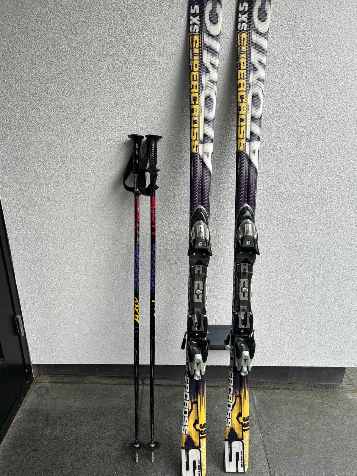Ski’s Atomic 166 cm stokken en tas, Ophalen, 160 tot 180 cm, Gebruikt, Carve