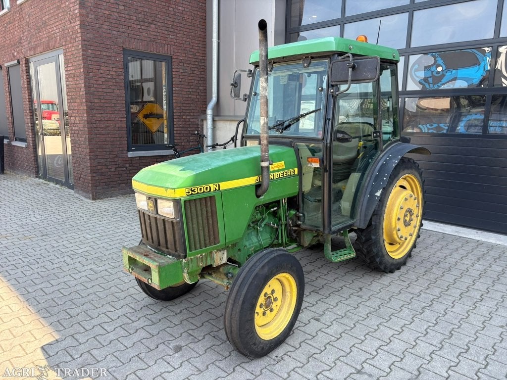 John Deere 5300N, John Deere, Info@riverside-sales.com, Tot 80 Pk, 5000 tot 7500