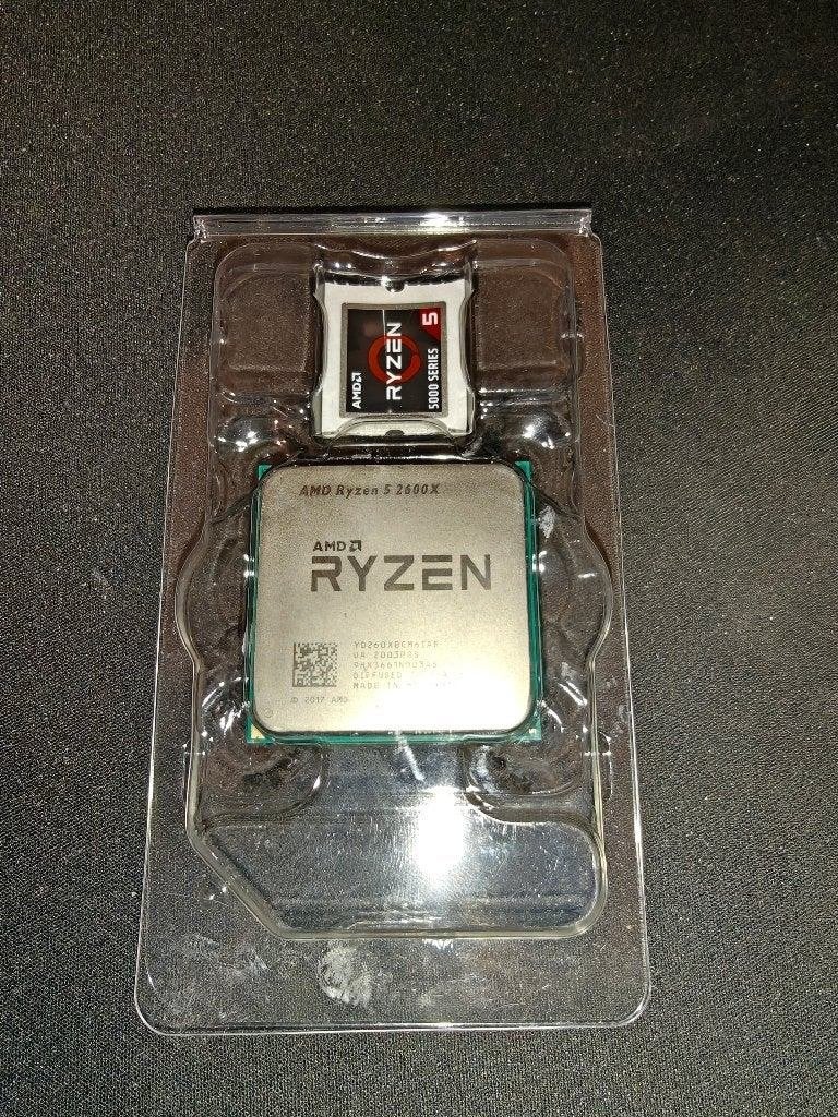 AMD Ryzen 5 2600X + Corsair XTM50 Koelpasta, Computers en Software, Ophalen of Verzenden, Zo goed als nieuw, 3 tot 4 Ghz