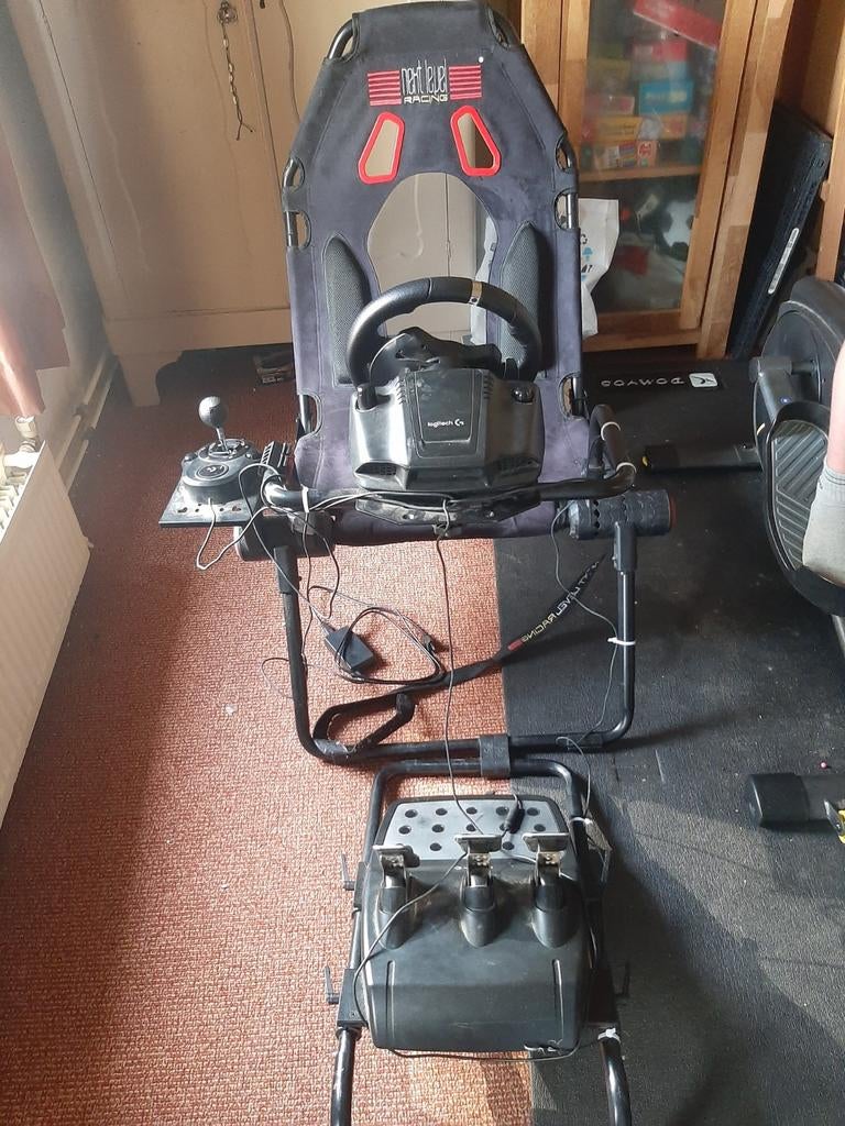 Next Level Racing Cockpit met Logitech G920 Stuur & Pedalen, Spelcomputers en Games, Spelcomputers | Overige, Gebruikt, Overige merken