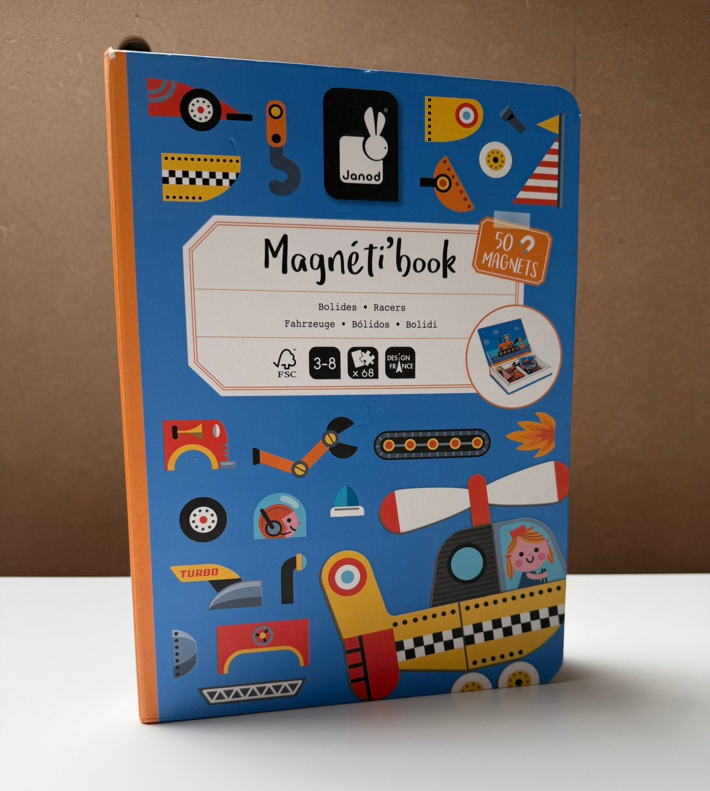 Janod Magneti'book Racers - Magnetisch spel voor Kinderen, Ophalen of Verzenden, Zo goed als nieuw, Knutselen