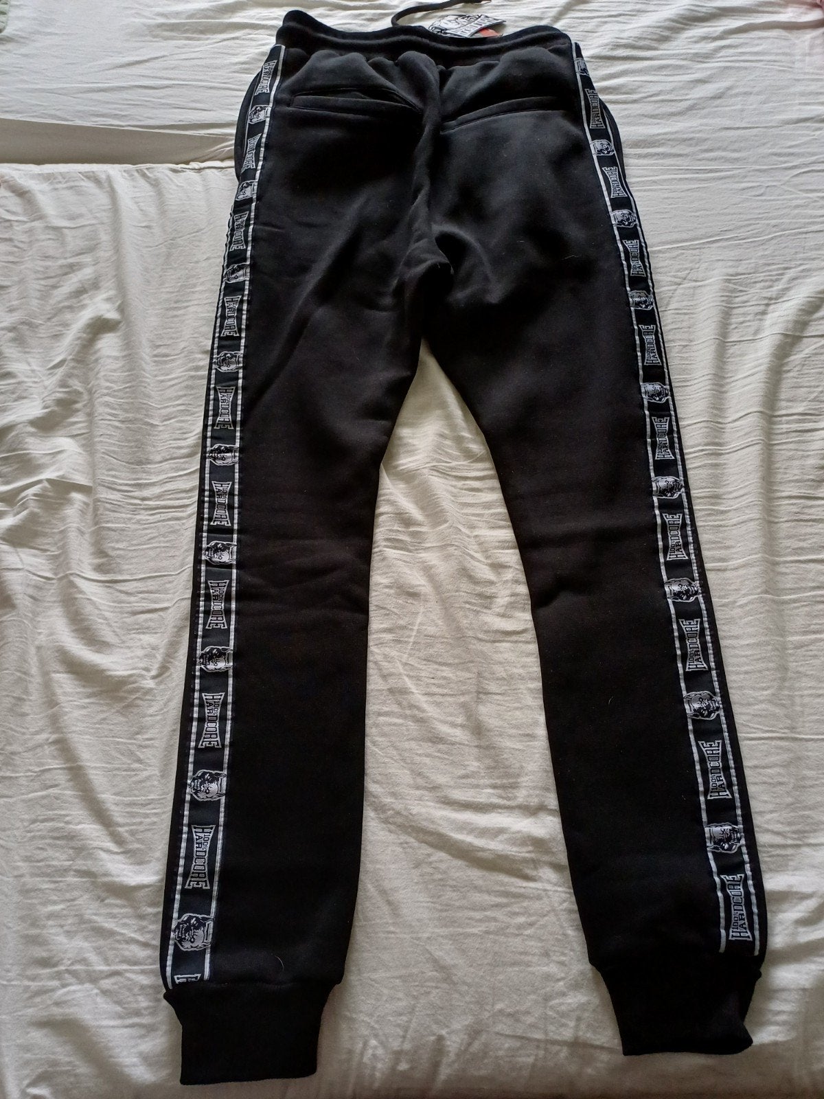 Hardcore Joggingbroek Zwart met Logo en Zijstrepen, Ophalen, Zwart, Nieuw, Hardcore