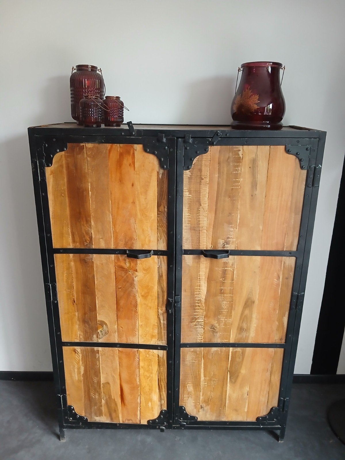 Industriële kast van hout en metaal, 100 tot 150 cm, 25 tot 50 cm, Ophalen, Overige houtsoorten