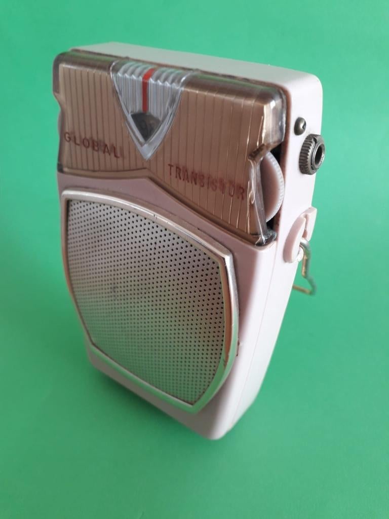 Stijlvolle,  vintage transistorradio te koop, Ophalen of Verzenden