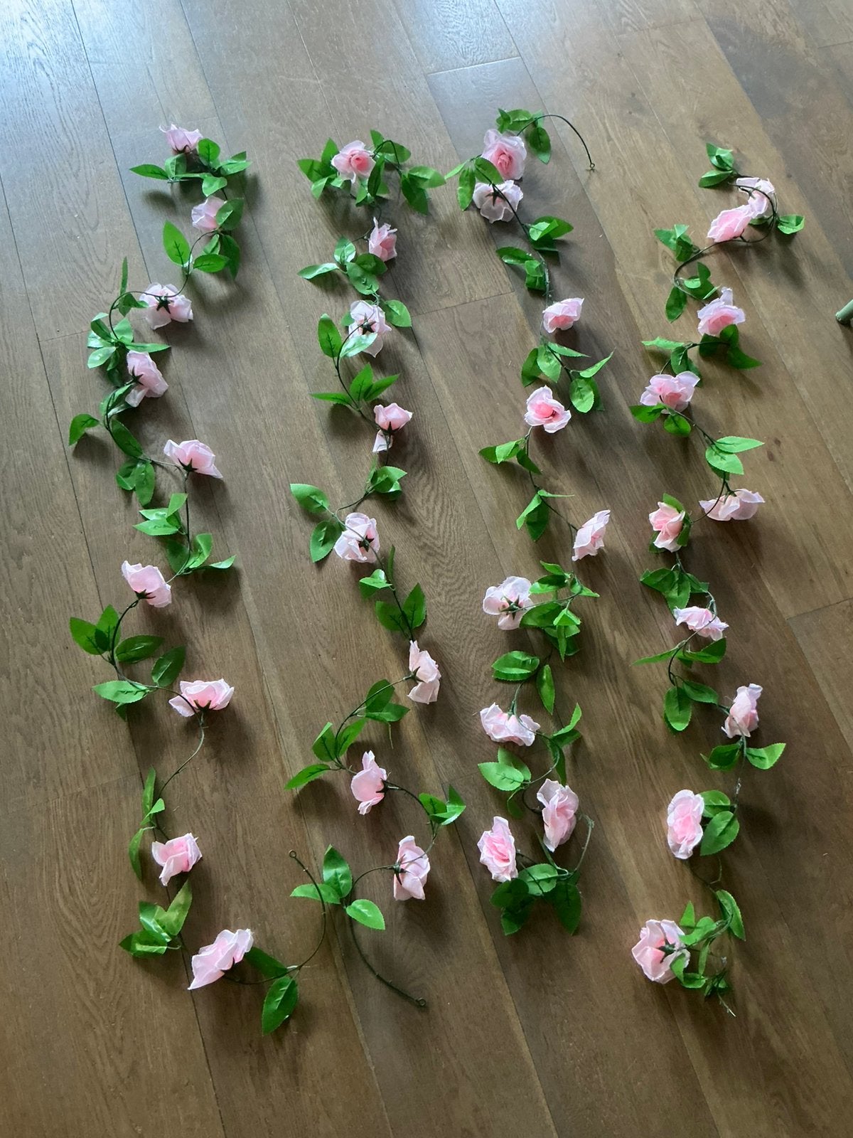 Roze Bloemen Guirlande - Bruiloft Decoratie 4X 200 cm, Ophalen of Verzenden, Nieuw, Versiering, Geboorte of Huwelijk