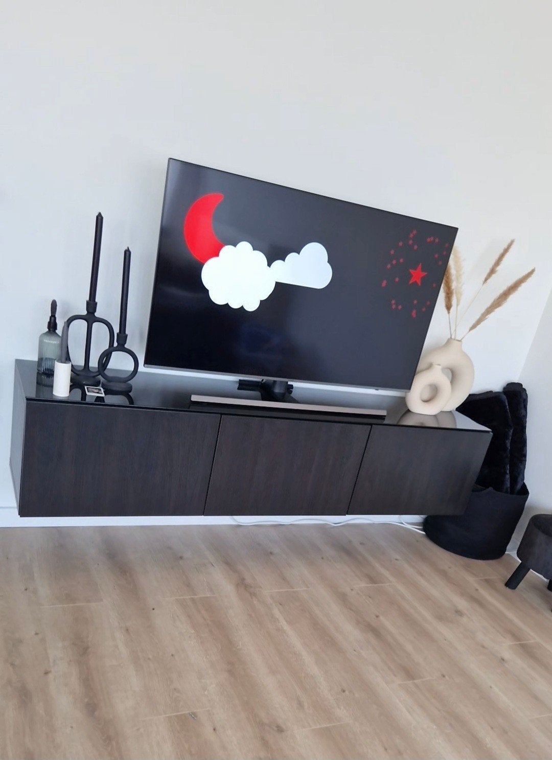 IKEA TV-meubel zwart met glazen plaat, Ophalen, 150 tot 200 cm, Zo goed als nieuw, Minder dan 100 cm
