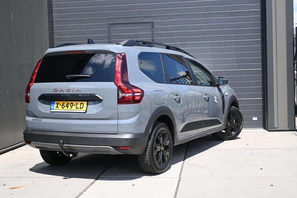 Dacia Jogger TCe 110 Extreme | 7 PERSOONS | TREKHAAK | CAMER, Auto's, Dacia, Voorwielaandrijving, Stof, Gebruikt, Euro 6