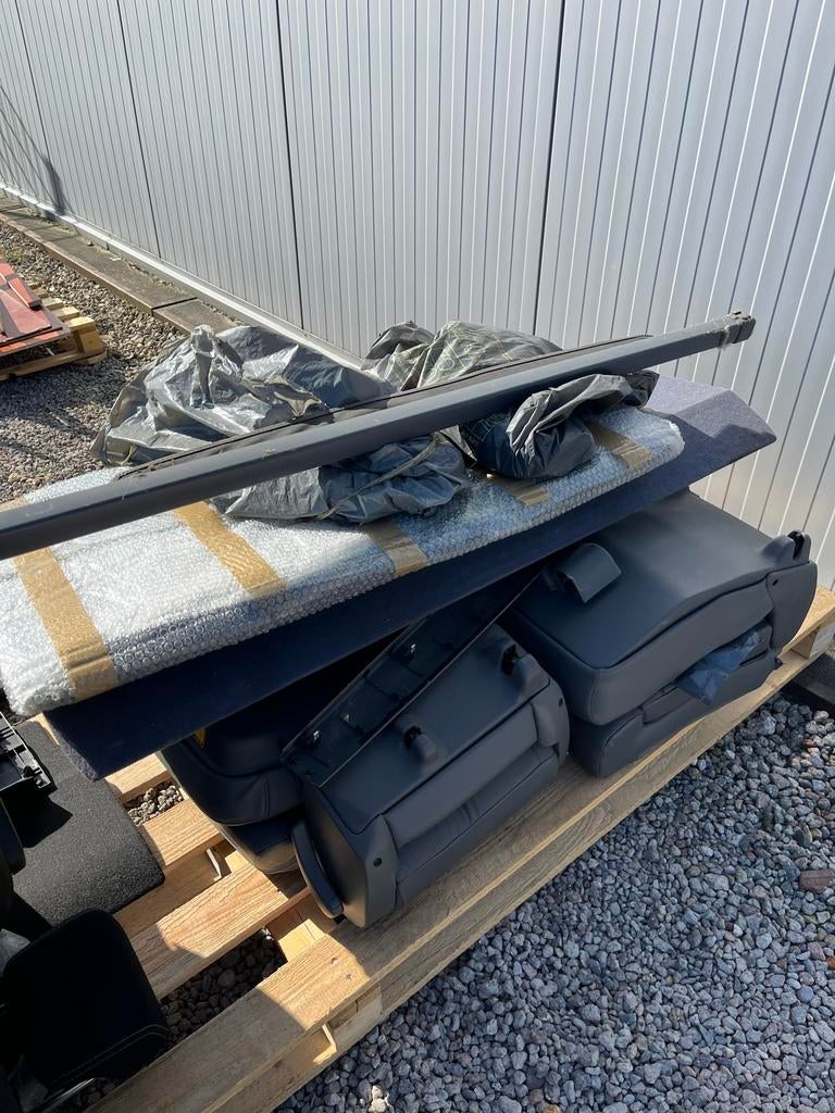 Diverse Toyota achterbanken en stoelen, ombouw grijs kenteke, Auto-onderdelen, Ophalen, Gebruikt, Toyota