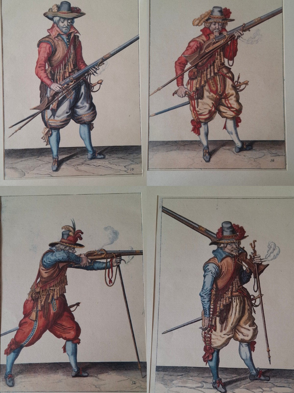 Historische musketierprenten in map – Jacob de Gheyn - 30x40, Antiek en Kunst, Gelimiteerde oplage, Verzenden, Uniformen, Overige techniek