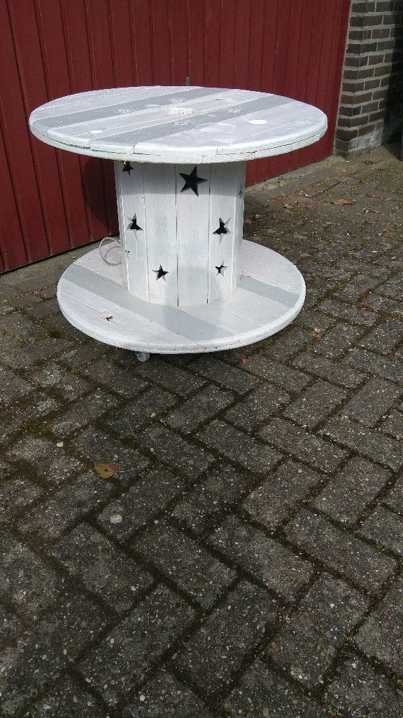 Leuke kabelhaspel met licht.    Zie foto's., Ophalen, Gebruikt, Rond, Hout