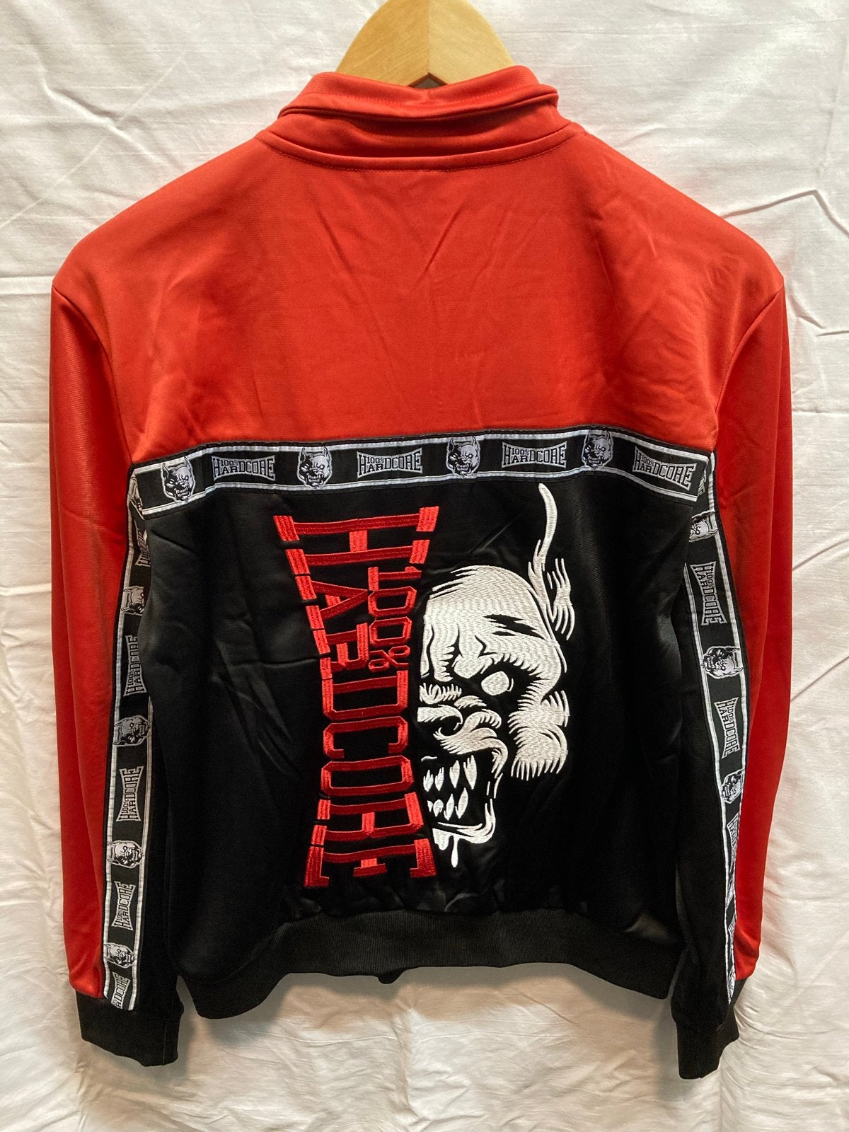 Hardcore Jasje  Maat XS Zwart Rood, Kleding | Heren, Verzenden, Nieuw, Maat 46 (S) of kleiner, Zwart