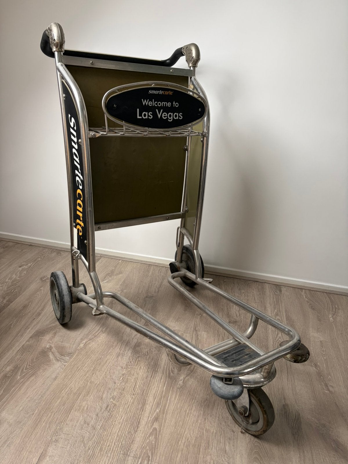 Authentieke luchthaven bagagetrolley Smarte Carte Las Vegas, Doe-het-zelf en Verbouw, Transportwagens, 100 liter of meer, Ophalen