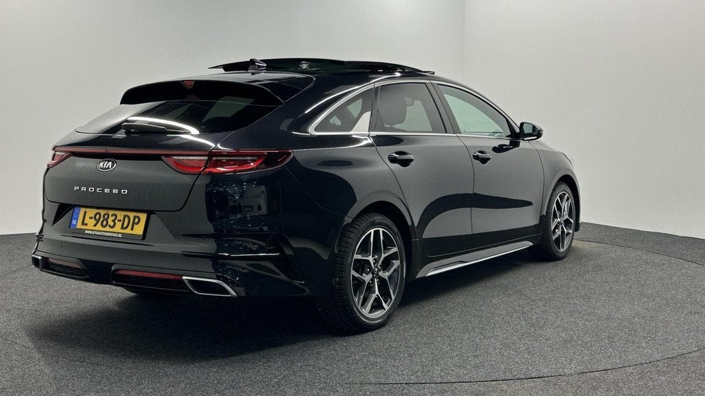 Kia ProCeed 1.5 T-GDI GT-Line PANO CAMERA CRUISE CARPLAY NAV, Auto's, Voorwielaandrijving, Stof, Gebruikt, Euro 6