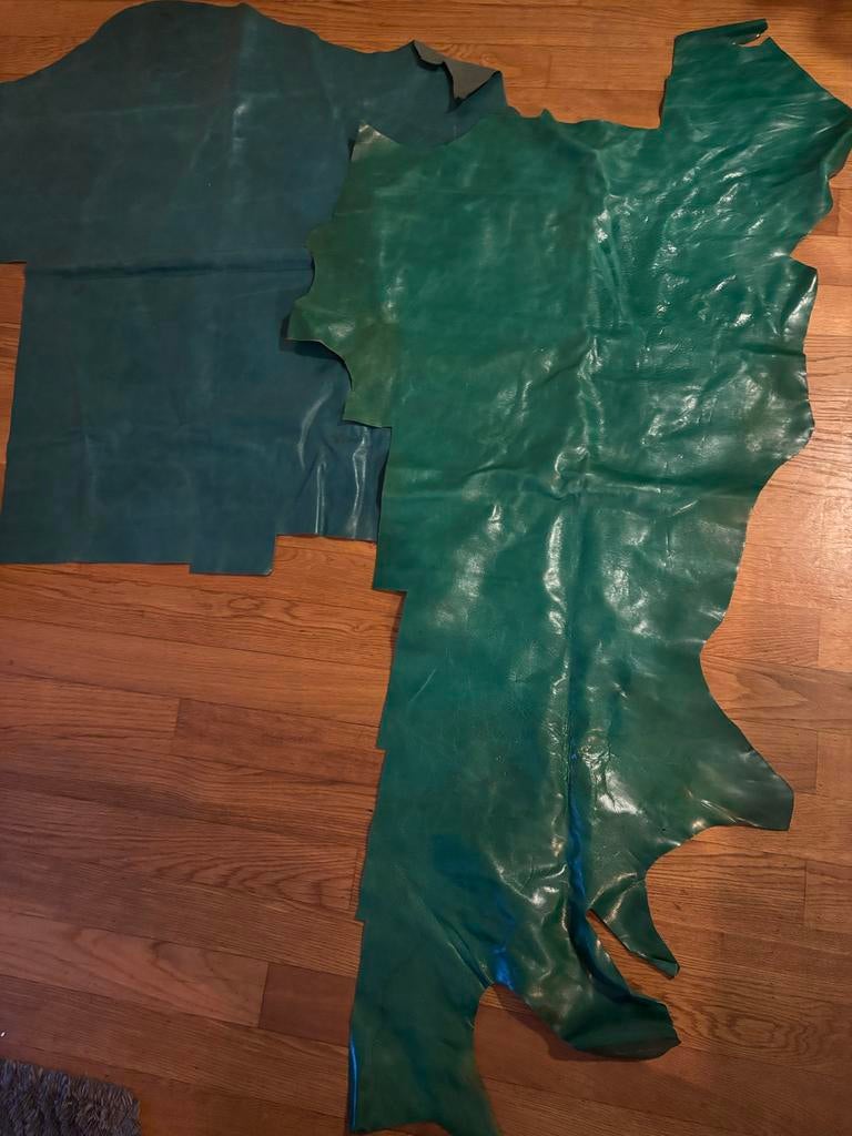 Echt leer groen wit en rood gebruikt, Gebruikt, Overige kleuren, Leer of Kunstleer, Ophalen of Verzenden