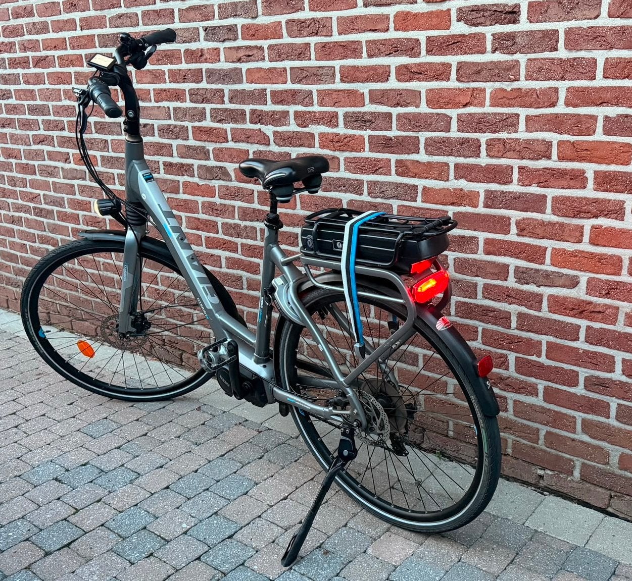Giant Prime Hybrid elektrische fiets met yamaha middenmotor, 51 tot 55 cm, Ophalen, Zo goed als nieuw, Giant