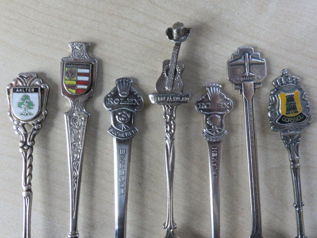 Gitaar Rolex uiver vliegtuig en andere mooie lepeltjes, Verzenden