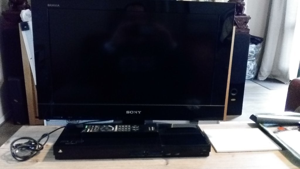 sony bravia met ingebouwde playstation 2, Ophalen, Gebruikt, Met 2 controllers, Phat