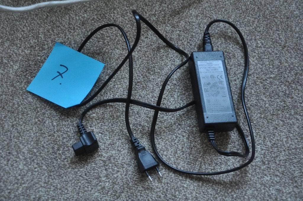 AC/DC adaptor voor autokoelkasten, Ophalen of Verzenden, Zo goed als nieuw