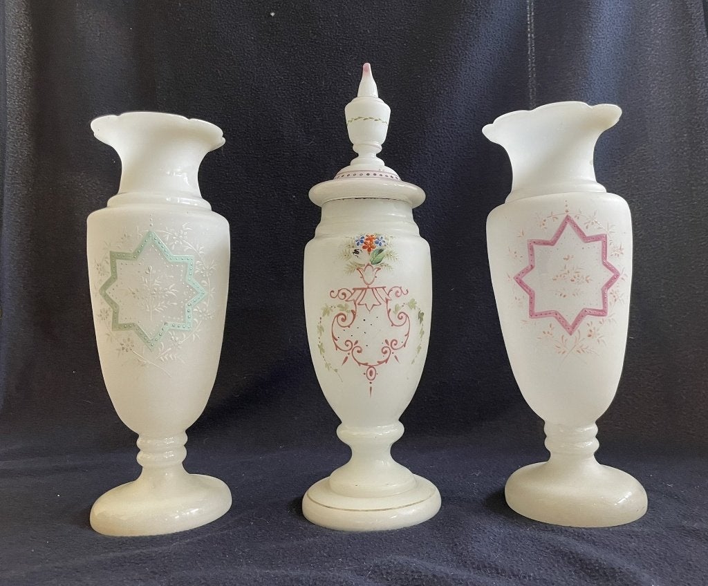 Gave Antieke Opaalglas Vazen Begin 1900 / Hand Geschilderd, Ophalen of Verzenden