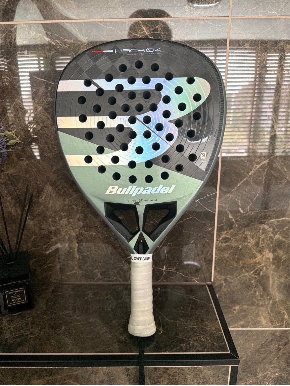 Bullpadel Hack 04 2026 Comfort Padelracket, Ophalen of Verzenden, Zo goed als nieuw, Racket, Overige merken