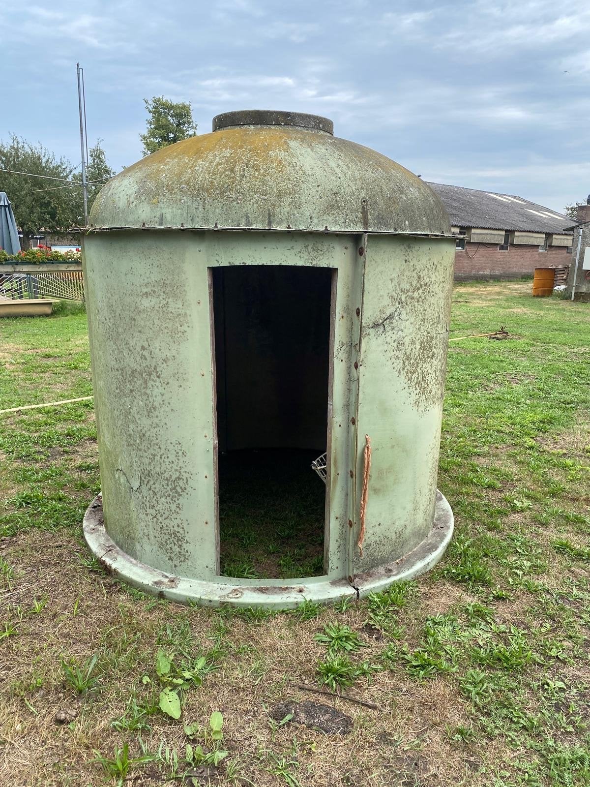 Silo voor zandbak, nachthok, opslag of speelhuisje, Ophalen, Gebruikt, Kunststof