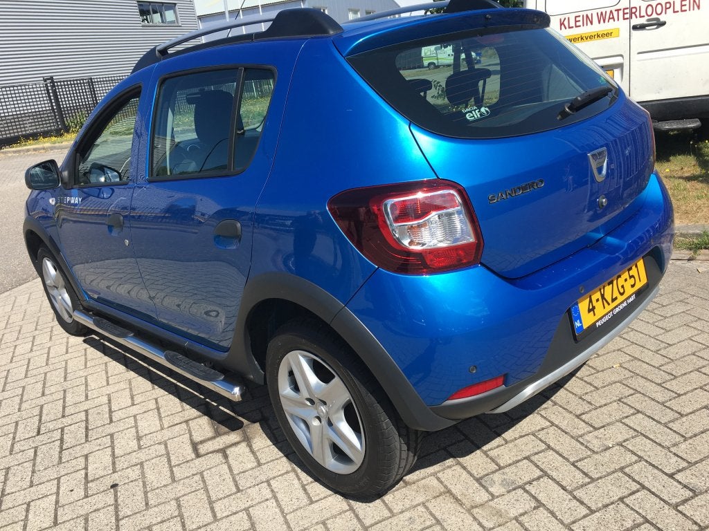 Dacia Sandero Sidebars met steps, Niet ingevuld, Nieuw, Niet ingevuld, Ophalen