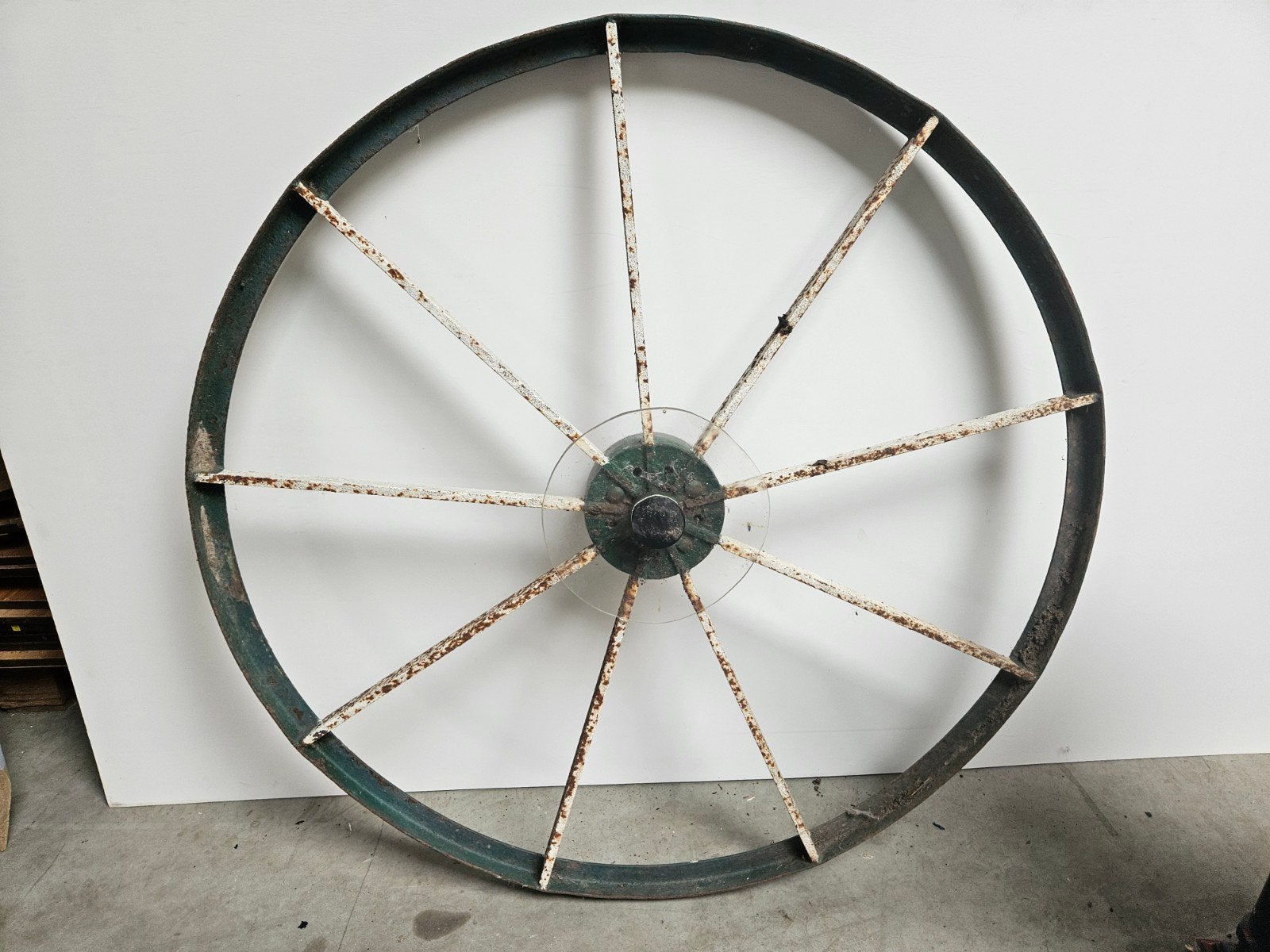 Decoratief oud ijzeren wiel - Industriële look, Ophalen