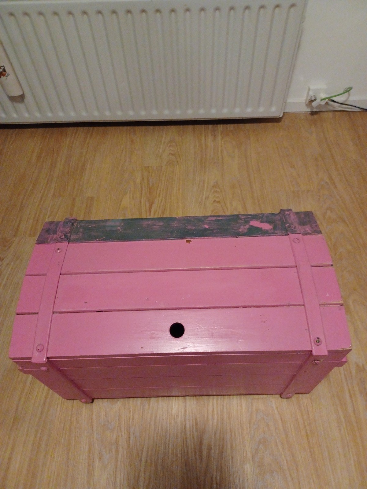 Roze opbergkist, zeer stevig, Ophalen, Zo goed als nieuw, Overige houtsoorten