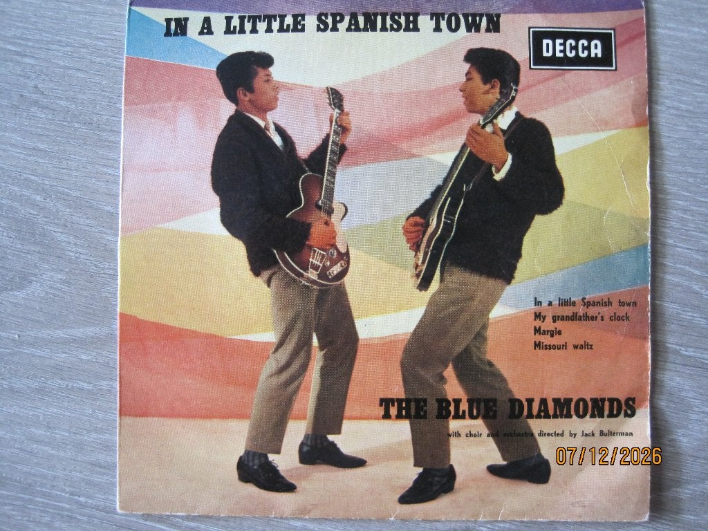 The Blue Diamonds  -  In a little spaish town, 7 inch, Zo goed als nieuw, Pop, EP