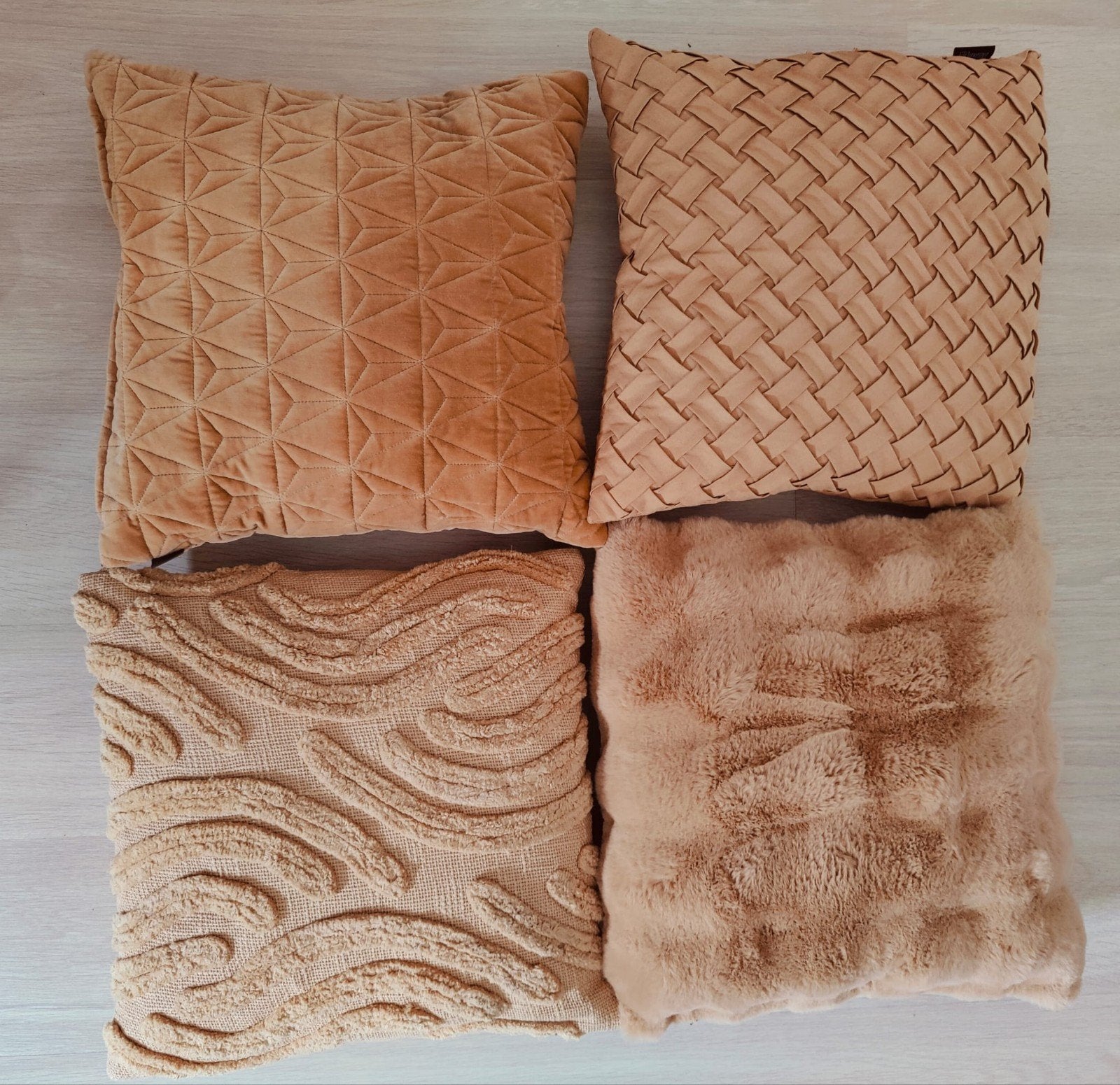 4 sierkussens, Ophalen of Verzenden, Zo goed als nieuw, Vierkant