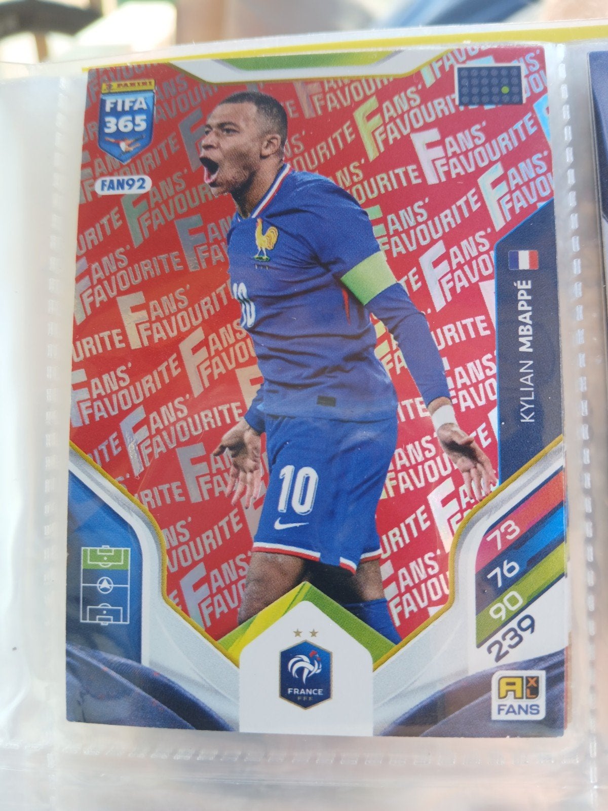 FIFA 365 Panini Voetbal Kaart - Kylian Mbappé, Verzamelen, Ophalen of Verzenden, Zo goed als nieuw, Buitenlandse clubs, Spelerskaart