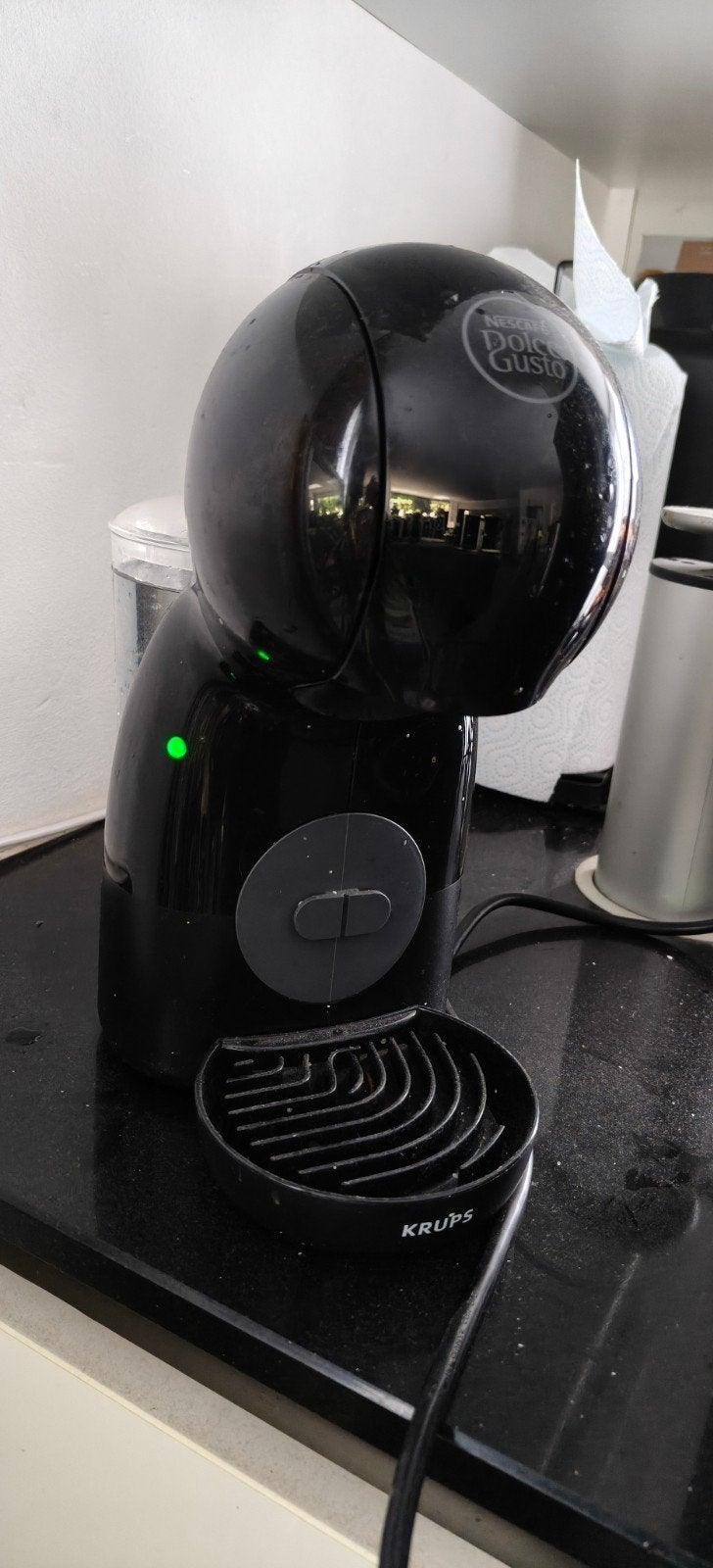 Nescafe Dolce Gusto, Ophalen, Koffiemachine
