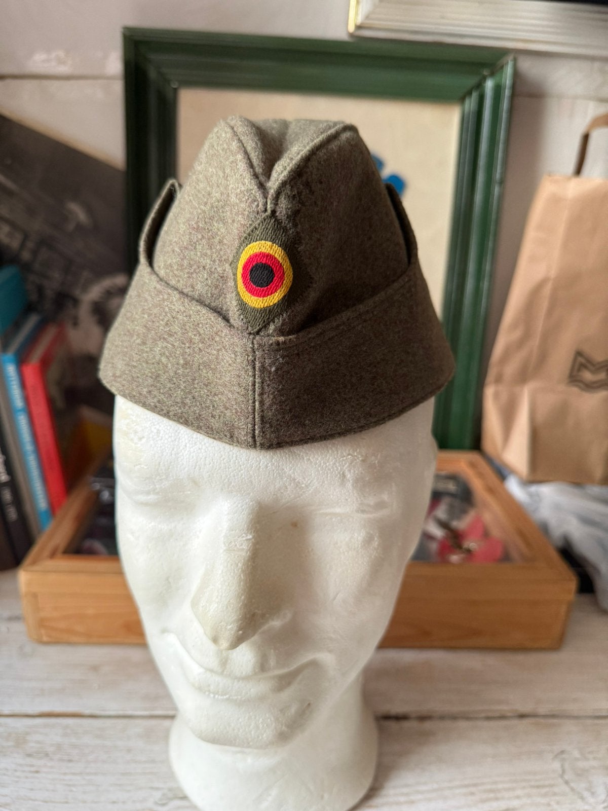 DUITS Schuitje / Kwartier Muts, Verzenden, Landmacht, Duitsland, Helm of Baret