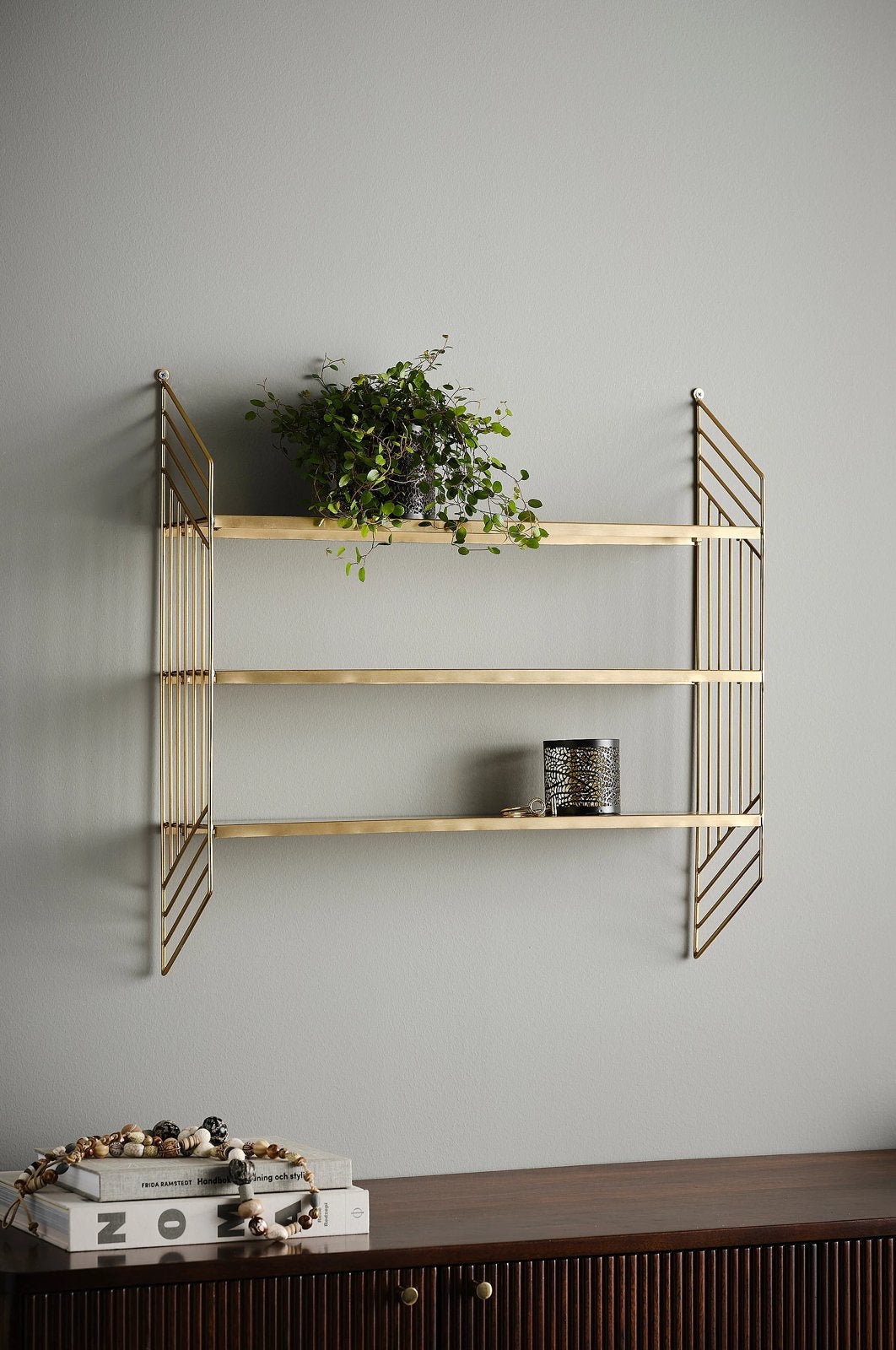 Jotex - WILLIE wandplank goud, Huis en Inrichting, Woonaccessoires | Wandplanken en Boekenplanken, Ophalen, Zo goed als nieuw