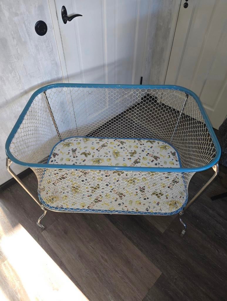 Vintage kinderbox / speelbox jaren 60 in zeer goede staat, Kinderen en Baby's, Boxen, Ophalen, Zo goed als nieuw, Rechthoekig
