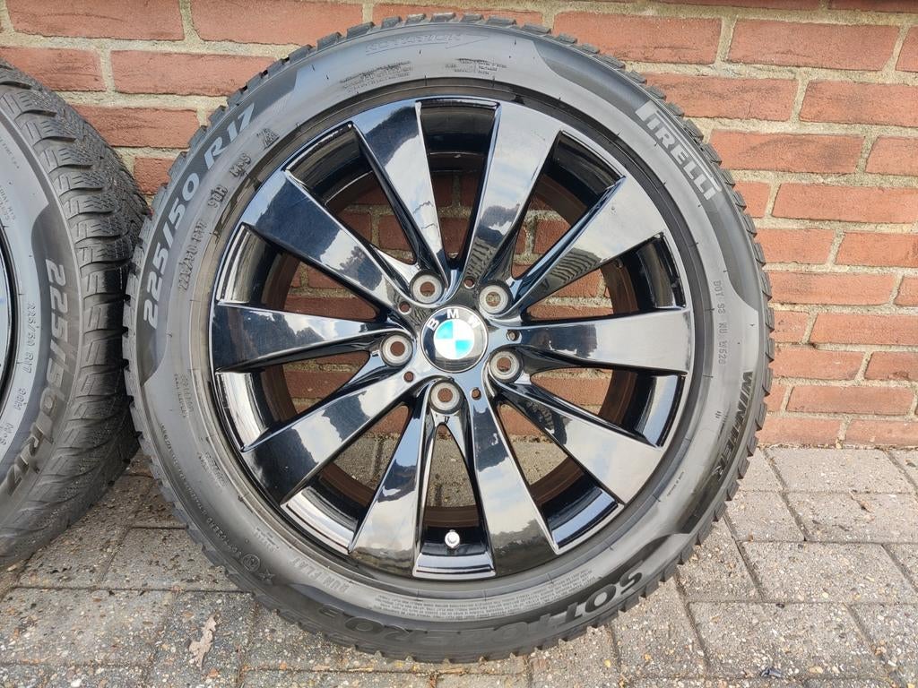 Originele BMW 3 Serie F30 F31 Winterset Pirelli TPMS, Auto-onderdelen, Banden en Velgen, Ophalen, Gebruikt, Banden en Velgen, 17 inch