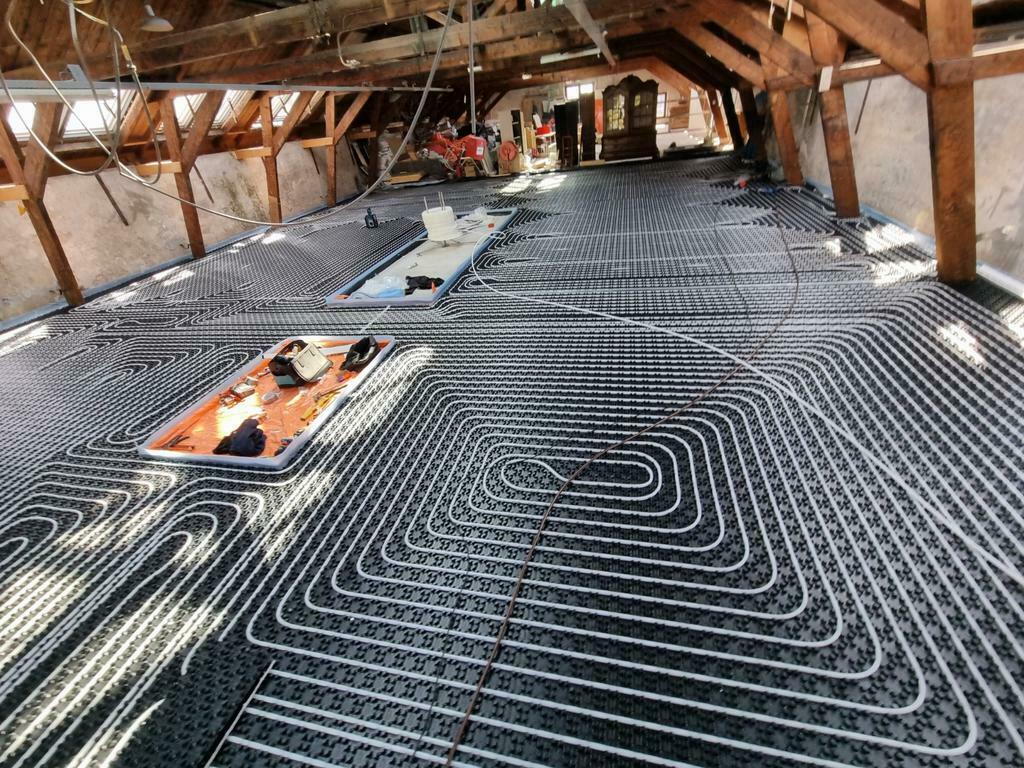 Vloerverwarming, Diensten en Vakmensen