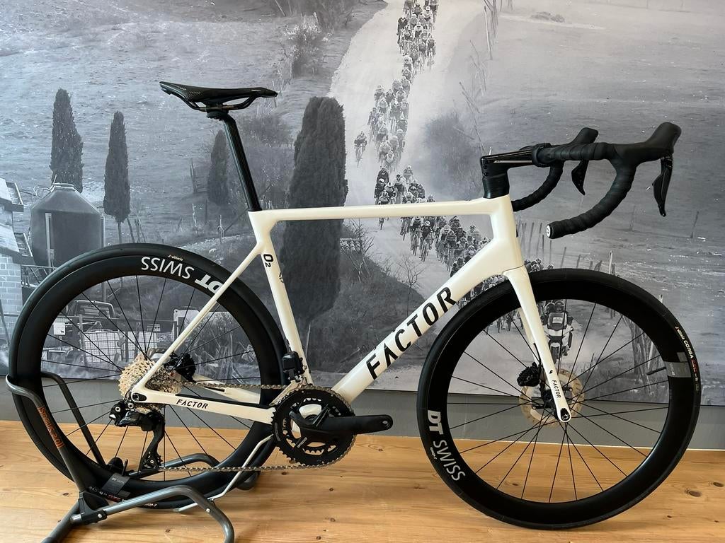 Nieuwe Factor O2 disc speciale Shimano 105 di2, 28 inch, Carbon, Nieuw, Factor