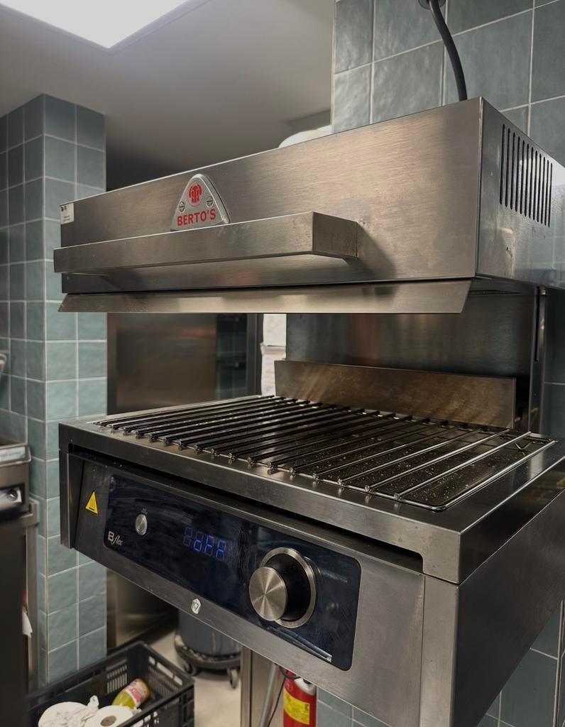Professionele Salamander Bertos, Zakelijke goederen, Horeca | Keukenapparatuur, Ophalen, Gebruikt, Fornuis, Frituur en Grillen