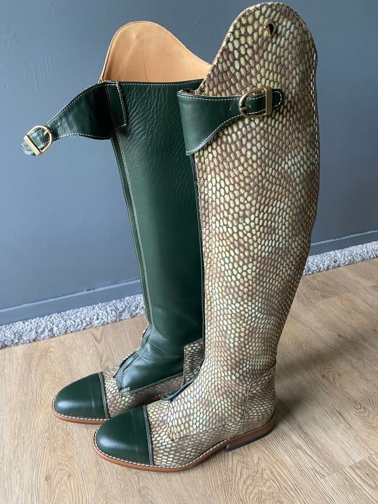 Bijzondere Derby rijlaarzen Croco Groen m 39, Dieren en Toebehoren, Paardrijkleding, Ophalen of Verzenden, Zo goed als nieuw, Dressuur