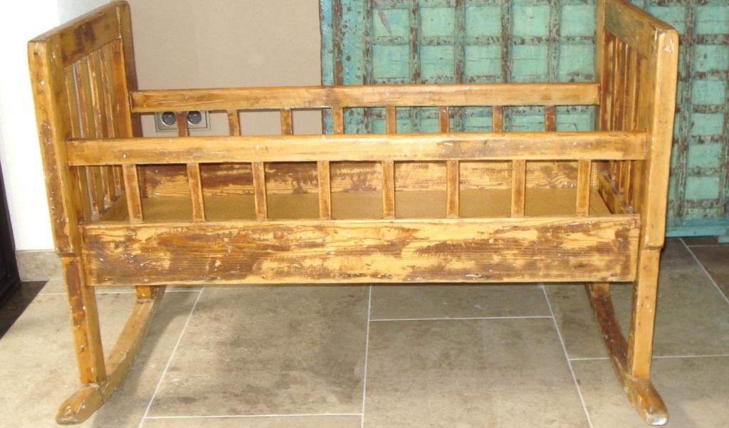 Sovjet Unie / CCCP / USSR vintage babybedje jaren 50/60, Antiek en Kunst, Ophalen