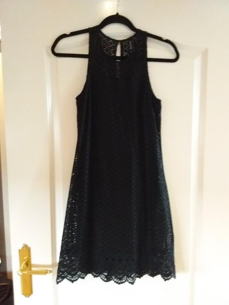 Jurkje stradivarius, Maat 38/40 (M), Zwart, Ophalen of Verzenden, Zo goed als nieuw