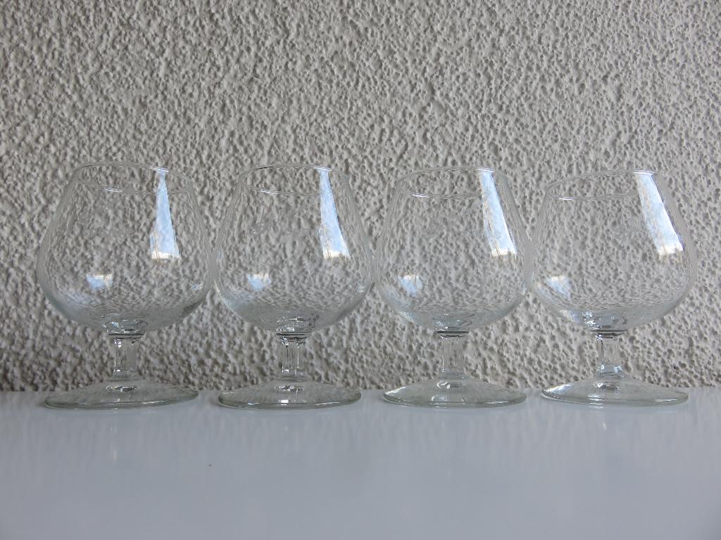 4 Vintage St. Louvent merk opdruk cognac glazen, Ophalen of Verzenden, Zo goed als nieuw, Borrel- of Shotglas