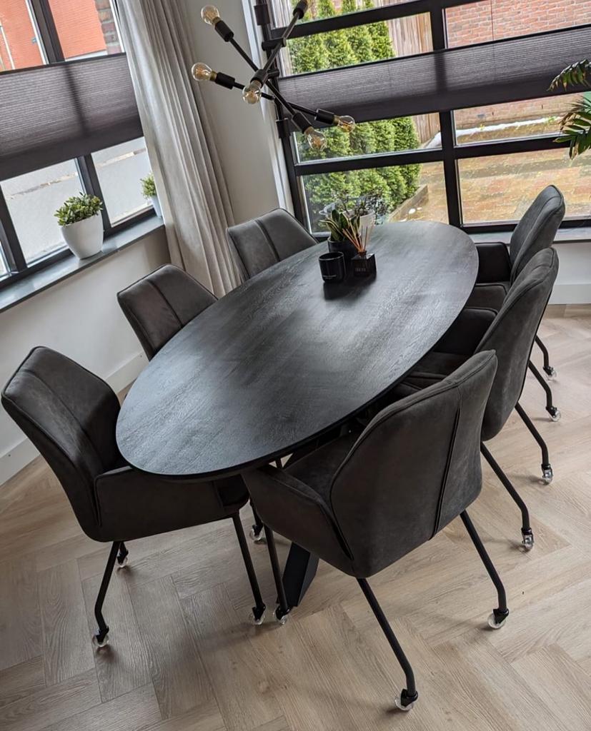 Eiken eettafel ovaal rond massief spinpoot levertijd 1 week, Ophalen of Verzenden, Nieuw, Rond