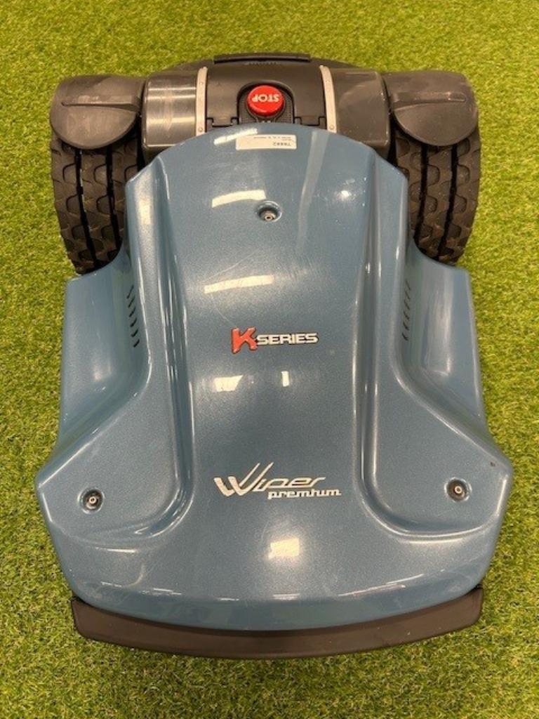 Foto 3 van WIPER KXLS ROBOTMAAIER ( voor grote tuinen)