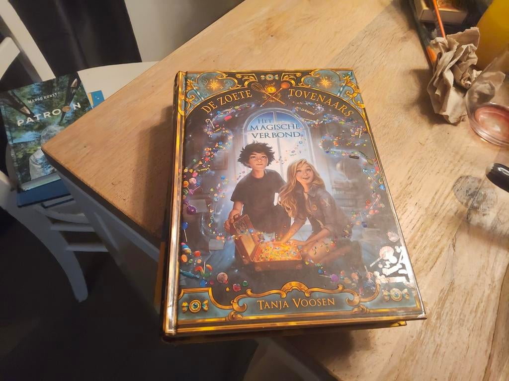 Magisch Verbond - De zoete tovenaars Tanja Voosen, Ophalen of Verzenden, Zo goed als nieuw, Tanja Voosen