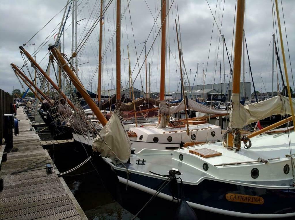 Platbodem huren - Platbodems te huur - Platbodemverhuur bij, Zeilboot of Zeiljacht